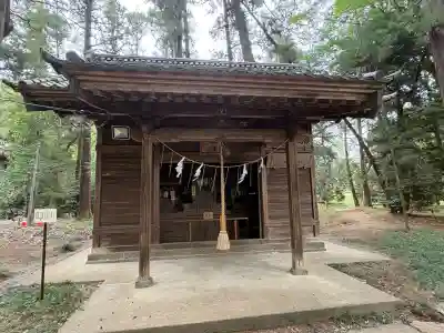 間々田八幡宮の{uncategorized: "未分類", other: "その他", undefined: "問題あり", building: "その他建物", grave: "お墓", sacred_gate: "鳥居", guardian: "狛犬", statue: "像", buddha: "仏像", history: "歴史", nature: "自然", garden: "庭園", animal: "動物", pagoda: "塔", temizu: "手水舎", mountain_gate: "山門・神門", sanctuary: "本殿・本堂", subordinate: "末社・摂社", art: "芸術", scenery: "景色", jizo: "地蔵", ema: "絵馬", goshuin: "御朱印", omikuji: "おみくじ", items: "授与品その他", amulet: "お守り", goshuincho: "御朱印帳", eats: "食事", festival: "お祭り", votive_dance: "神楽", shichigosan: "七五三参", wedding: "結婚式", experience: "体験その他", initially: "初詣", around: "周辺", anti_infection: "感染症対策"}