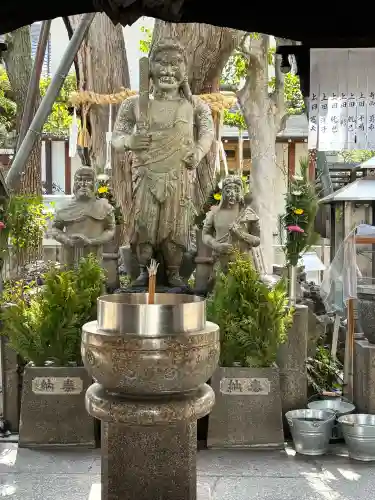 高津山 報恩院の{uncategorized: "未分類", other: "その他", undefined: "問題あり", building: "その他建物", grave: "お墓", sacred_gate: "鳥居", guardian: "狛犬", statue: "像", buddha: "仏像", history: "歴史", nature: "自然", garden: "庭園", animal: "動物", pagoda: "塔", temizu: "手水舎", mountain_gate: "山門・神門", sanctuary: "本殿・本堂", subordinate: "末社・摂社", art: "芸術", scenery: "景色", jizo: "地蔵", ema: "絵馬", goshuin: "御朱印", omikuji: "おみくじ", items: "授与品その他", amulet: "お守り", goshuincho: "御朱印帳", eats: "食事", festival: "お祭り", votive_dance: "神楽", shichigosan: "七五三参", wedding: "結婚式", experience: "体験その他", initially: "初詣", around: "周辺", anti_infection: "感染症対策"}