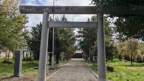 東中神社の鳥居