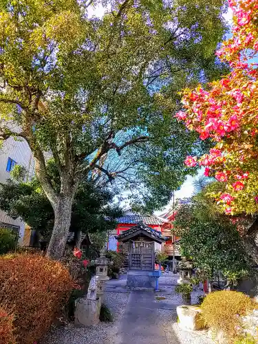 安祥毘沙門天（極楽寺）の末社・摂社