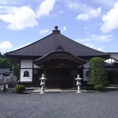 楽峯山 勝大寺の本殿