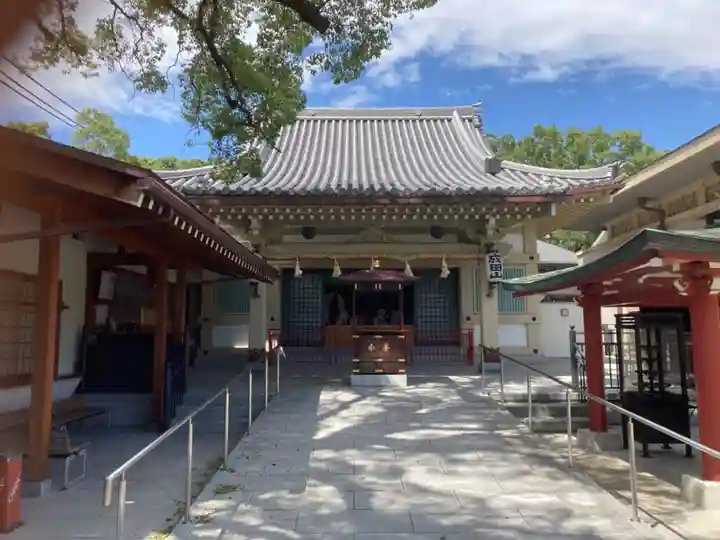 西宮成田山円満寺(圓満寺)の本殿・本堂