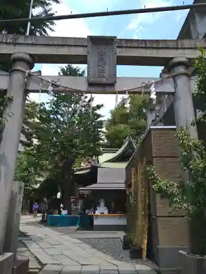 小野照崎神社の鳥居