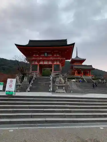 清水寺の山門