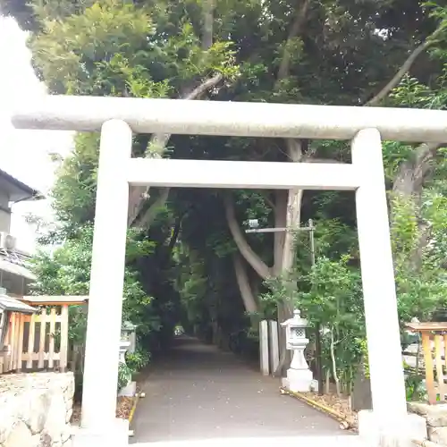 岩槻久伊豆神社の鳥居