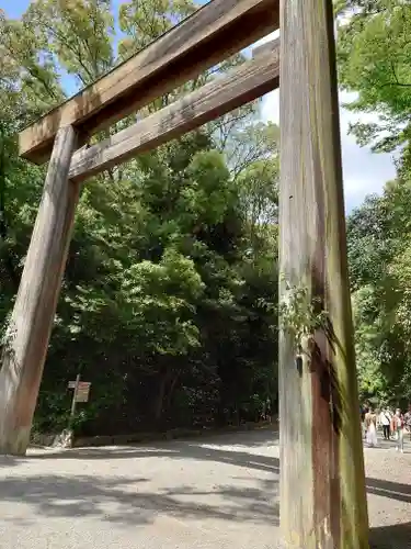 熱田神宮の鳥居