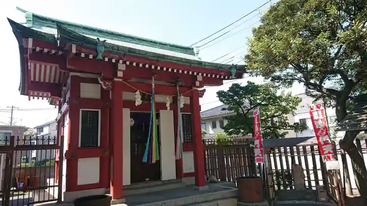 白幡八幡神社の本殿・本堂