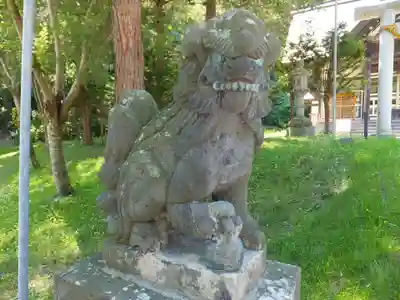 由仁神社の狛犬