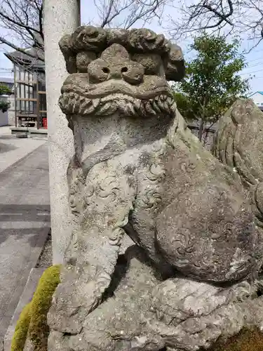 八幡神社の狛犬