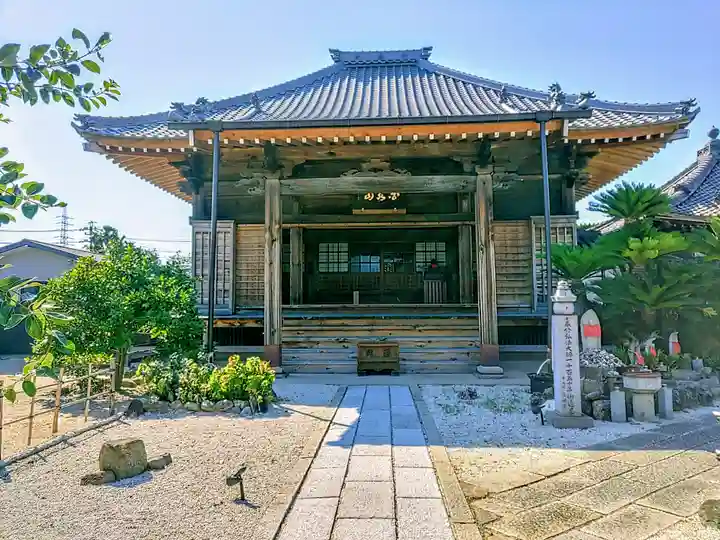 妙楽寺の本殿・本堂