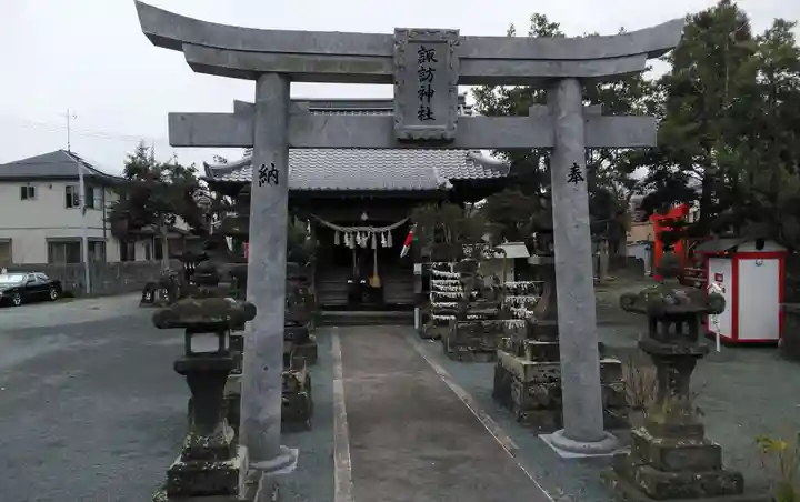 諏訪神社の鳥居