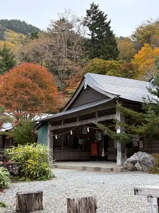劔山本宮宝蔵石神社(徳島県)