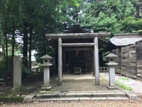 盛岡八幡宮の末社