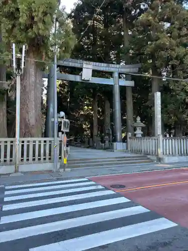 北口本宮冨士浅間神社の鳥居