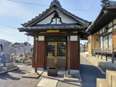 蓮乗院の末社・摂社