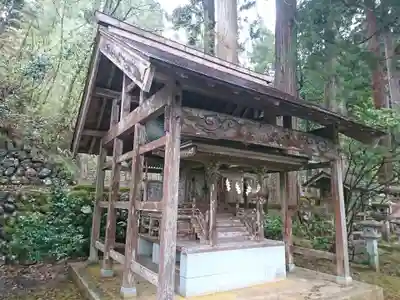 須波阿湏疑神社の末社・摂社