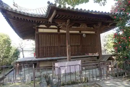 伝香寺の本殿