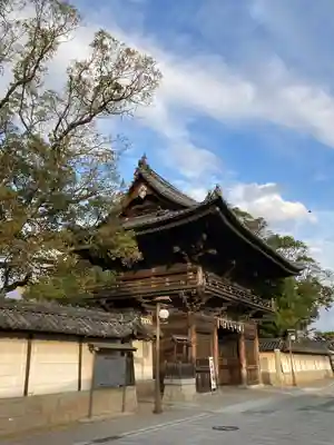 魚吹八幡神社の山門・神門