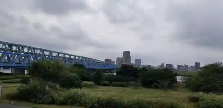 小菅稲荷神社の周辺