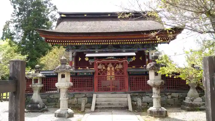 金峯山寺の本殿・本堂