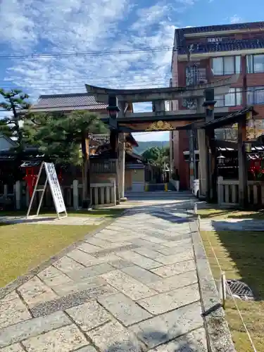 京都ゑびす神社の鳥居