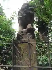 高山稲荷神社（旧鎮座地）の狛犬