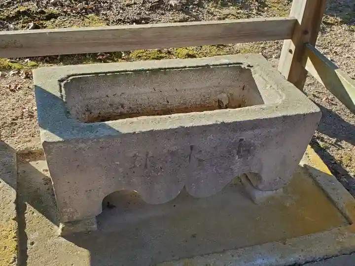 野瀬天神社の手水舎