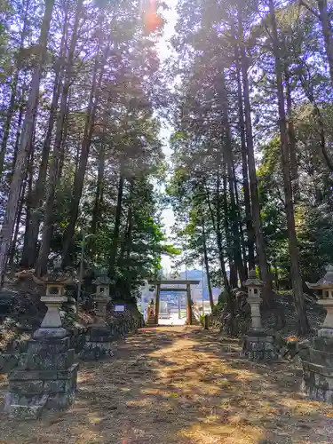 神明白山社相殿（杁下）のその他建物