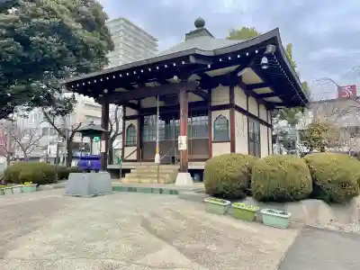 谷津観音堂の{uncategorized: "未分類", other: "その他", undefined: "問題あり", building: "その他建物", grave: "お墓", sacred_gate: "鳥居", guardian: "狛犬", statue: "像", buddha: "仏像", history: "歴史", nature: "自然", garden: "庭園", animal: "動物", pagoda: "塔", temizu: "手水舎", mountain_gate: "山門・神門", sanctuary: "本殿・本堂", subordinate: "末社・摂社", art: "芸術", scenery: "景色", jizo: "地蔵", ema: "絵馬", goshuin: "御朱印", omikuji: "おみくじ", items: "授与品その他", amulet: "お守り", goshuincho: "御朱印帳", eats: "食事", festival: "お祭り", votive_dance: "神楽", shichigosan: "七五三参", wedding: "結婚式", experience: "体験その他", initially: "初詣", around: "周辺", anti_infection: "感染症対策"}