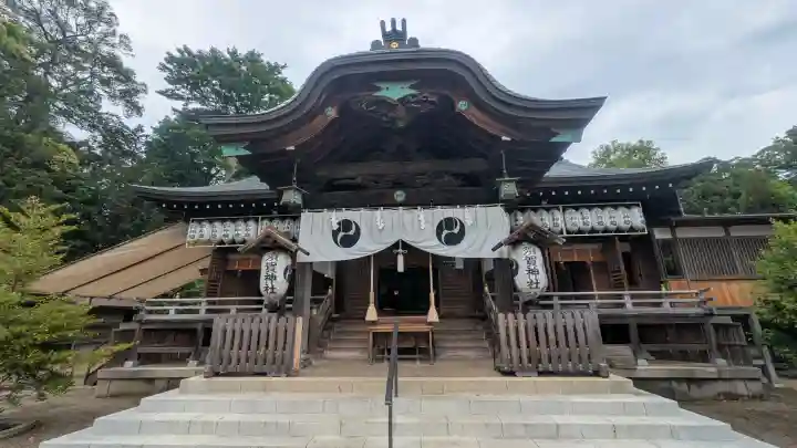 須賀神社の{uncategorized: "未分類", other: "その他", undefined: "問題あり", building: "その他建物", grave: "お墓", sacred_gate: "鳥居", guardian: "狛犬", statue: "像", buddha: "仏像", history: "歴史", nature: "自然", garden: "庭園", animal: "動物", pagoda: "塔", temizu: "手水舎", mountain_gate: "山門・神門", sanctuary: "本殿・本堂", subordinate: "末社・摂社", art: "芸術", scenery: "景色", jizo: "地蔵", ema: "絵馬", goshuin: "御朱印", omikuji: "おみくじ", items: "授与品その他", amulet: "お守り", goshuincho: "御朱印帳", eats: "食事", festival: "お祭り", votive_dance: "神楽", shichigosan: "七五三参", wedding: "結婚式", experience: "体験その他", initially: "初詣", around: "周辺", anti_infection: "感染症対策"}