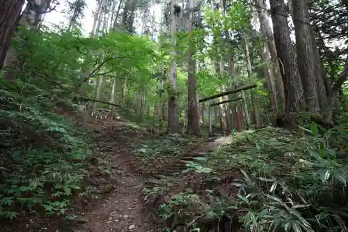 戸隠神社宝光社の末社