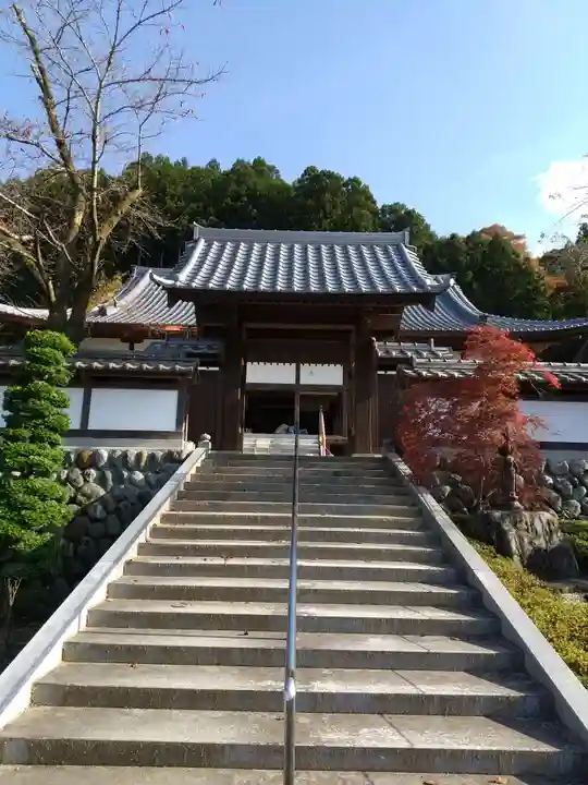 圓融寺の山門・神門