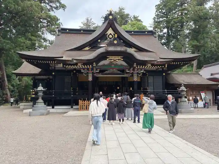香取神宮の{uncategorized: "未分類", other: "その他", undefined: "問題あり", building: "その他建物", grave: "お墓", sacred_gate: "鳥居", guardian: "狛犬", statue: "像", buddha: "仏像", history: "歴史", nature: "自然", garden: "庭園", animal: "動物", pagoda: "塔", temizu: "手水舎", mountain_gate: "山門・神門", sanctuary: "本殿・本堂", subordinate: "末社・摂社", art: "芸術", scenery: "景色", jizo: "地蔵", ema: "絵馬", goshuin: "御朱印", omikuji: "おみくじ", items: "授与品その他", amulet: "お守り", goshuincho: "御朱印帳", eats: "食事", festival: "お祭り", votive_dance: "神楽", shichigosan: "七五三参", wedding: "結婚式", experience: "体験その他", initially: "初詣", around: "周辺", anti_infection: "感染症対策"}