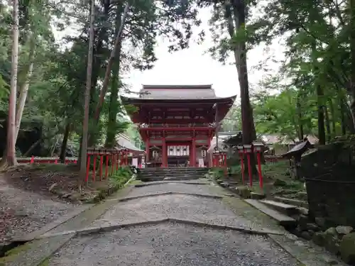 日吉大社の山門