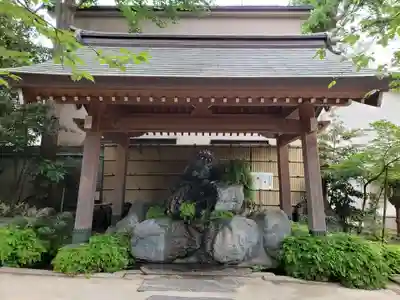 馬橋稲荷神社の手水舎