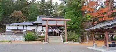山津見神社の{uncategorized: "未分類", other: "その他", undefined: "問題あり", building: "その他建物", grave: "お墓", sacred_gate: "鳥居", guardian: "狛犬", statue: "像", buddha: "仏像", history: "歴史", nature: "自然", garden: "庭園", animal: "動物", pagoda: "塔", temizu: "手水舎", mountain_gate: "山門・神門", sanctuary: "本殿・本堂", subordinate: "末社・摂社", art: "芸術", scenery: "景色", jizo: "地蔵", ema: "絵馬", goshuin: "御朱印", omikuji: "おみくじ", items: "授与品その他", amulet: "お守り", goshuincho: "御朱印帳", eats: "食事", festival: "お祭り", votive_dance: "神楽", shichigosan: "七五三参", wedding: "結婚式", experience: "体験その他", initially: "初詣", around: "周辺", anti_infection: "感染症対策"}