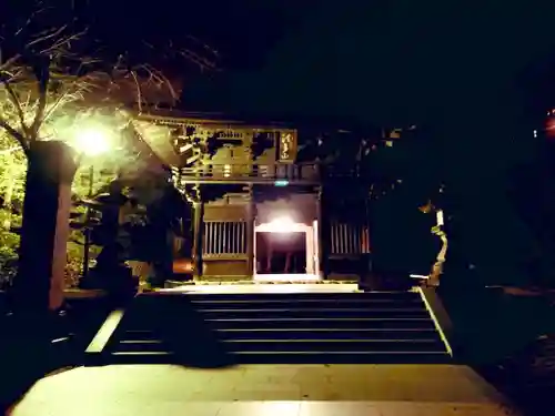 尊永寺の山門・神門