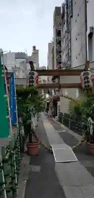 烏森神社の鳥居
