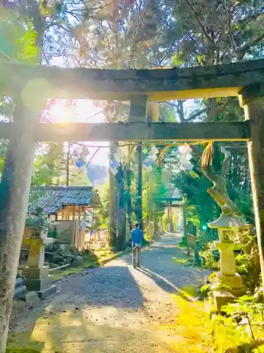 五所駒瀧神社の鳥居