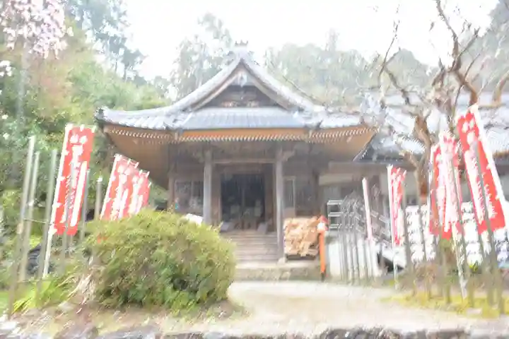 財賀寺の本殿・本堂