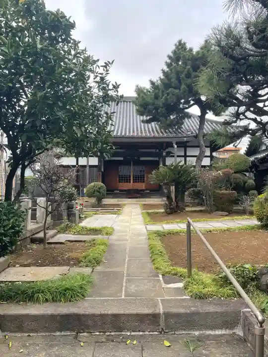 亮朝院の{uncategorized: "未分類", other: "その他", undefined: "問題あり", building: "その他建物", grave: "お墓", sacred_gate: "鳥居", guardian: "狛犬", statue: "像", buddha: "仏像", history: "歴史", nature: "自然", garden: "庭園", animal: "動物", pagoda: "塔", temizu: "手水舎", mountain_gate: "山門・神門", sanctuary: "本殿・本堂", subordinate: "末社・摂社", art: "芸術", scenery: "景色", jizo: "地蔵", ema: "絵馬", goshuin: "御朱印", omikuji: "おみくじ", items: "授与品その他", amulet: "お守り", goshuincho: "御朱印帳", eats: "食事", festival: "お祭り", votive_dance: "神楽", shichigosan: "七五三参", wedding: "結婚式", experience: "体験その他", initially: "初詣", around: "周辺", anti_infection: "感染症対策"}