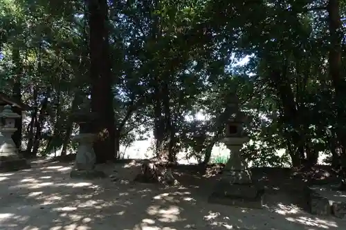 忍坂山口坐神社の自然