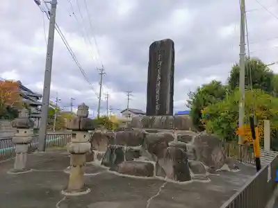 神明社・八幡社合殿(相殿神社)の周辺