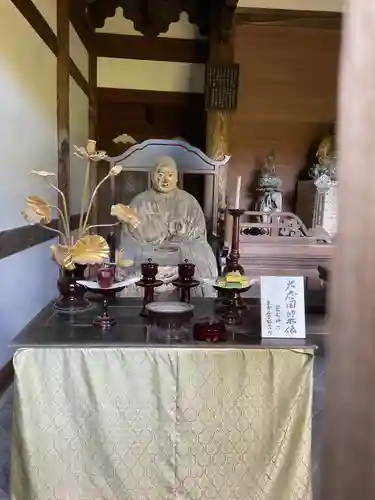 酬恩庵一休寺の像