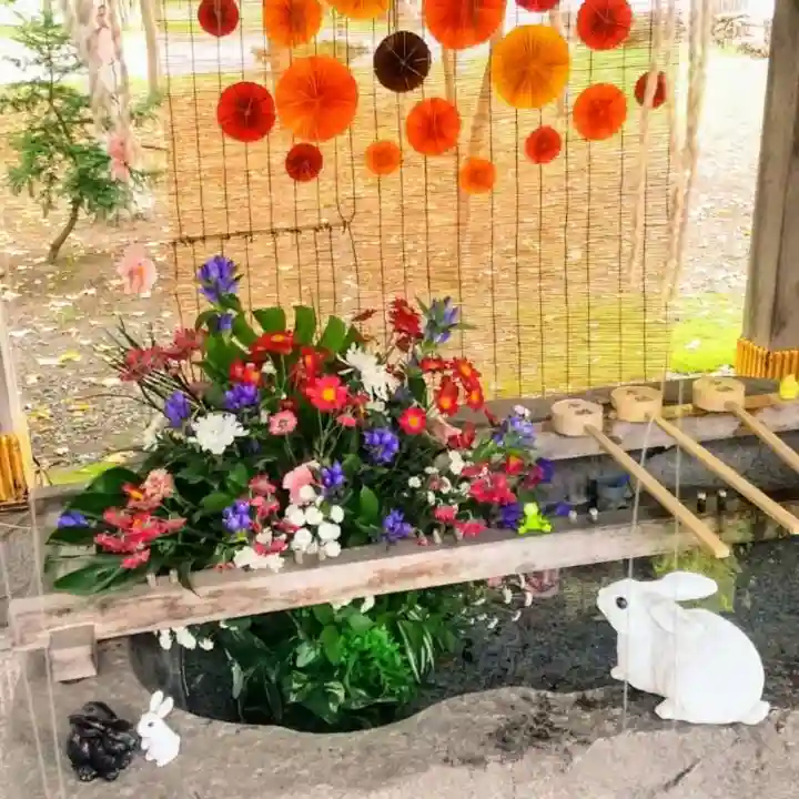 彌彦神社 (伊夜日子神社)の手水舎