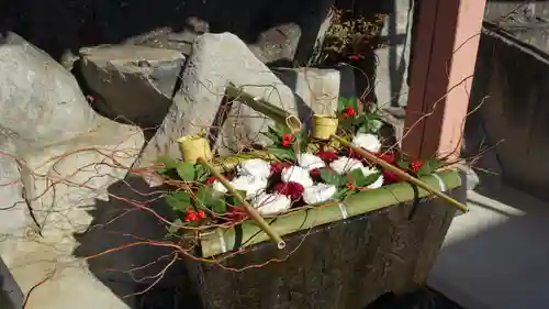 差出磯大嶽山神社 仕事と健康と厄よけの神さま(山梨県)