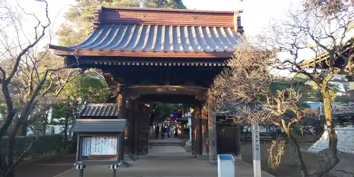 三寳寺の山門・神門