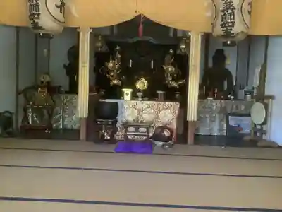 西薬師教会の本殿・本堂