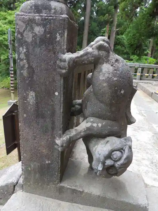 岩木山神社の狛犬