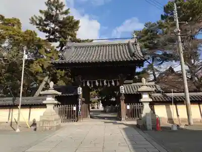 高砂神社の山門・神門